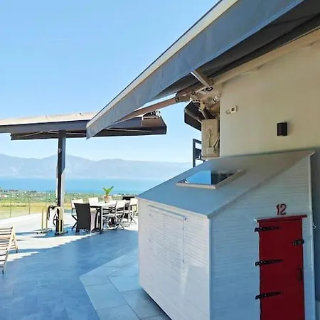 Alexiou Luxury With Treehouse Villa *
