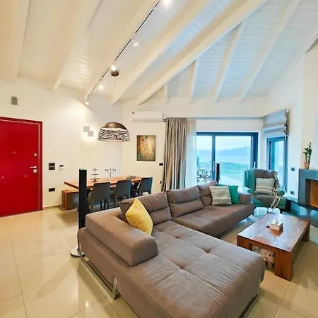 빌라 Alexiou Luxury With Treehouse